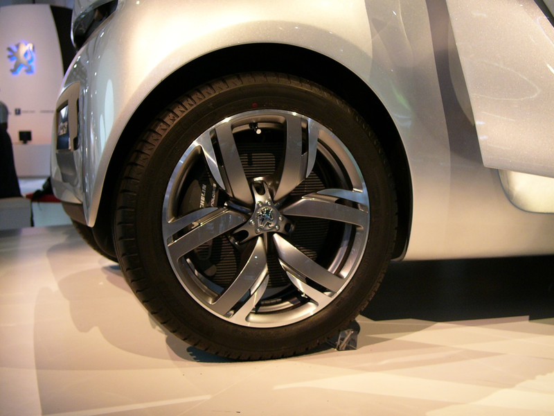 Illustration for article titled Peugeot BB1 Concept: Live Photos